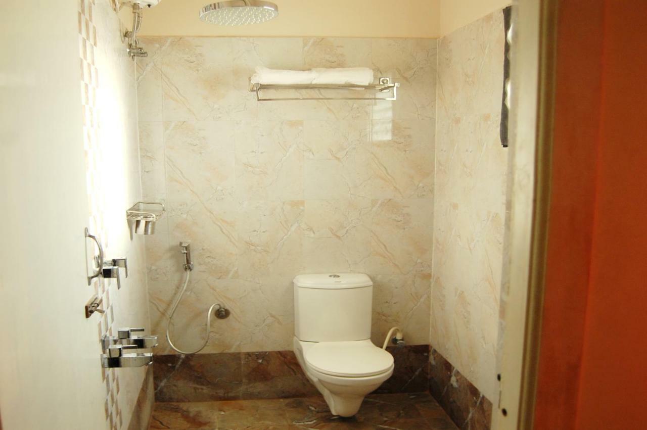 Star Residency Hotel Tiruchirappalli Bagian luar foto