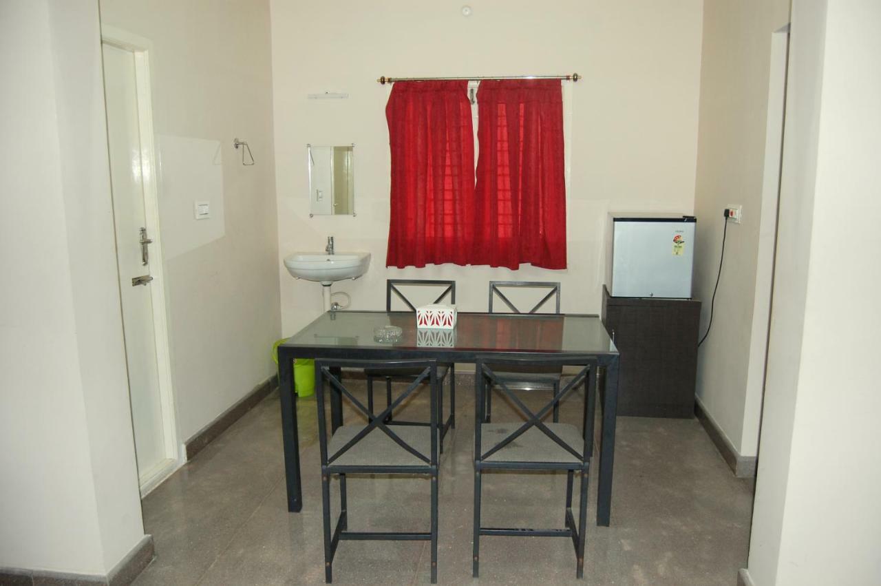 Star Residency Hotel Tiruchirappalli Bagian luar foto