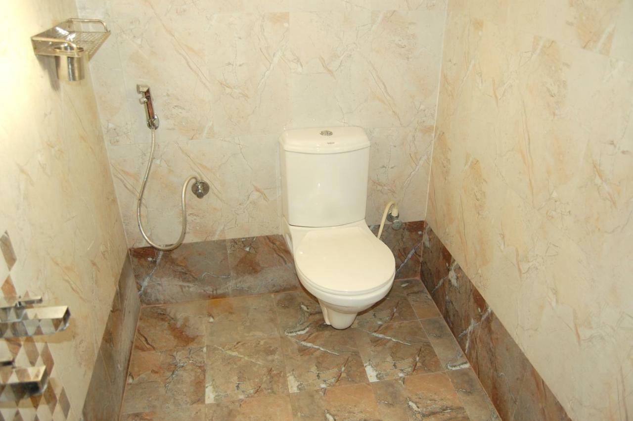 Star Residency Hotel Tiruchirappalli Bagian luar foto