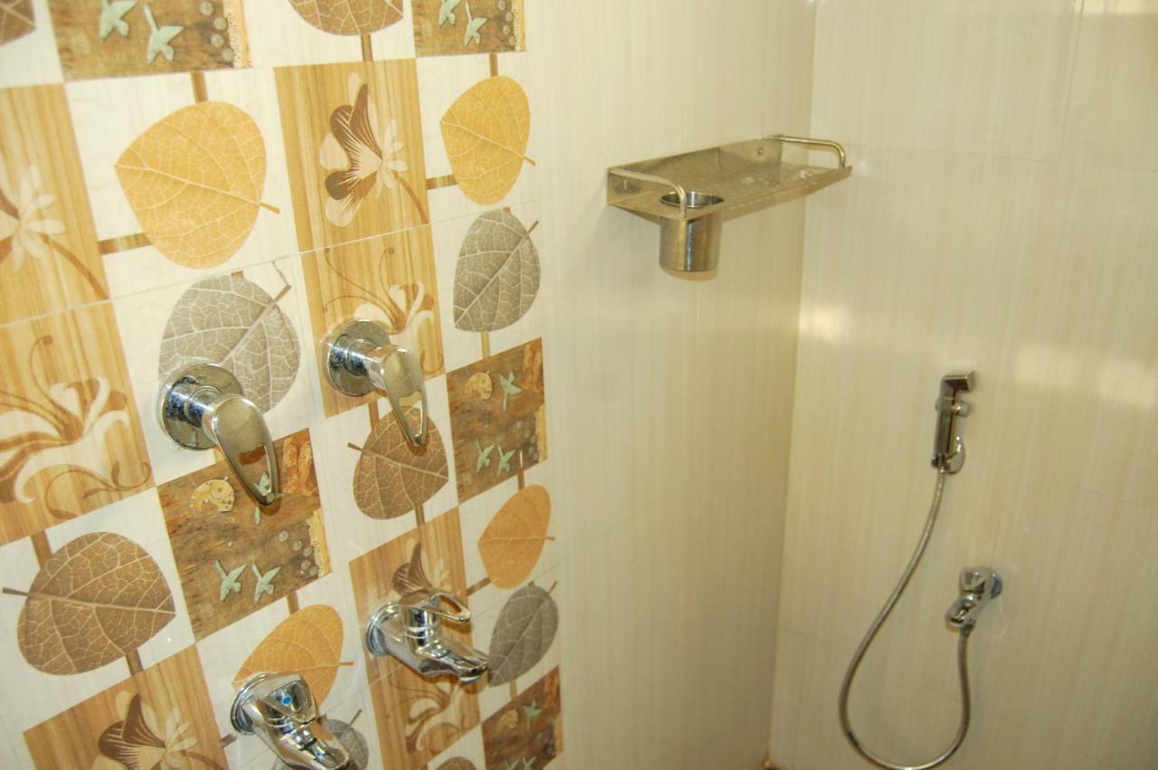 Star Residency Hotel Tiruchirappalli Bagian luar foto