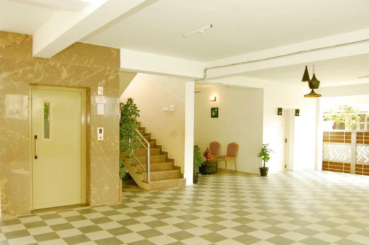Star Residency Hotel Tiruchirappalli Bagian luar foto