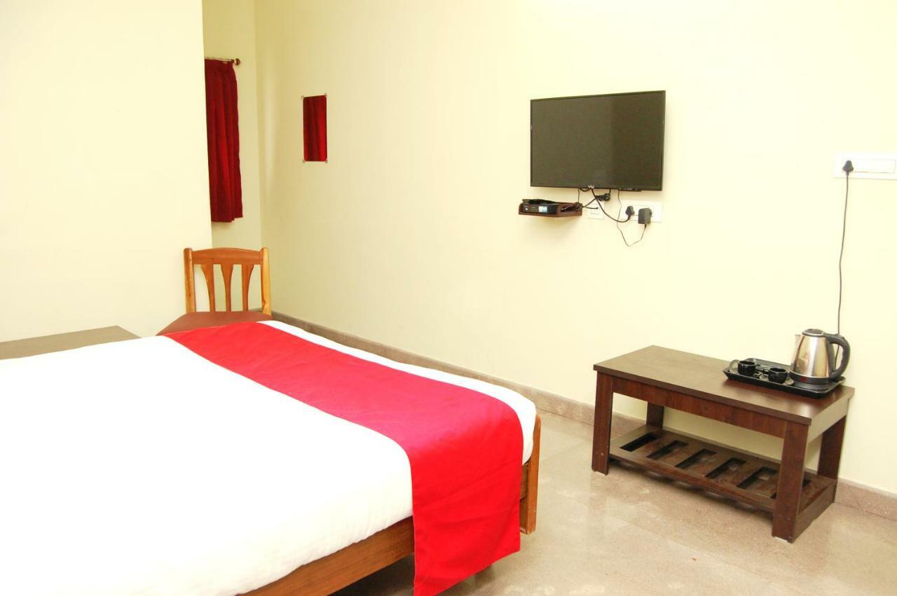 Star Residency Hotel Tiruchirappalli Bagian luar foto
