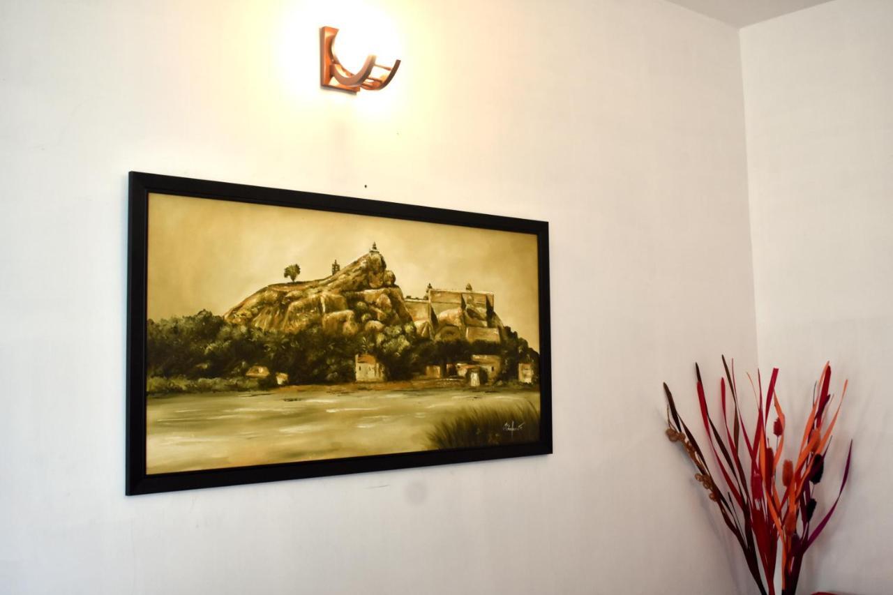 Star Residency Hotel Tiruchirappalli Bagian luar foto